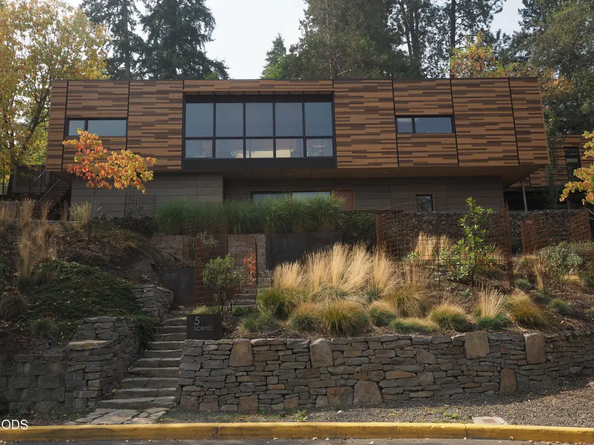 5 Scenic Drive, Ashland, OR 97520 - #1