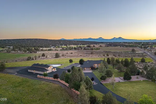 21455 SW Young Avenue, Bend, OR 97703