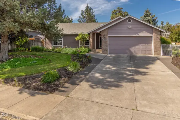 2987 NE Oakley Court, Bend, OR 97701