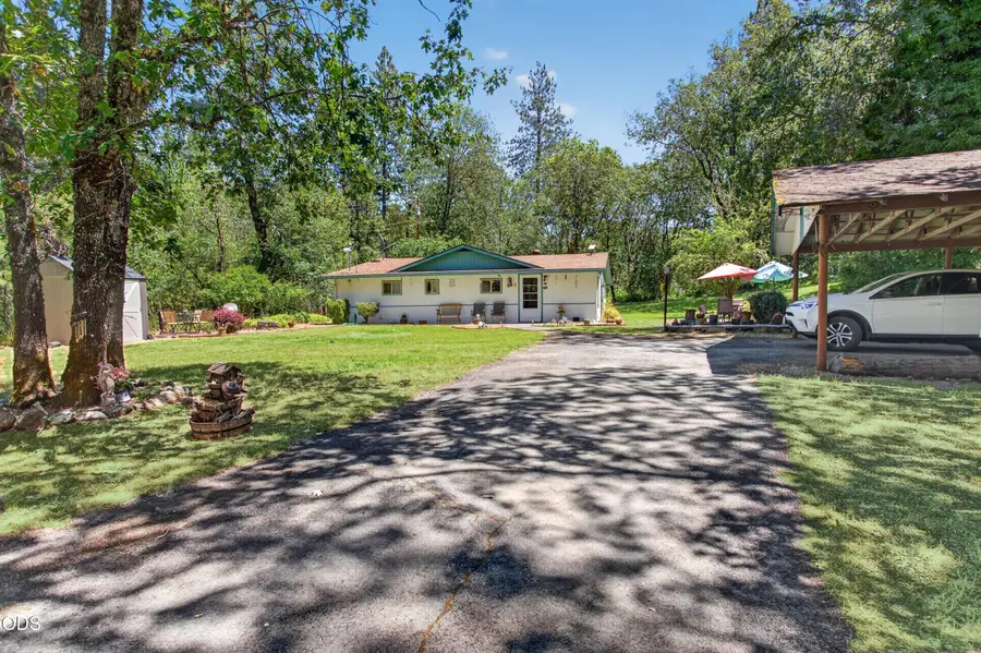 4041 Woodland Park Road, Grants Pass, OR 97527 - #2