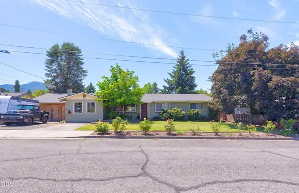 1411 NE Grable Drive, Grants Pass, OR 97526