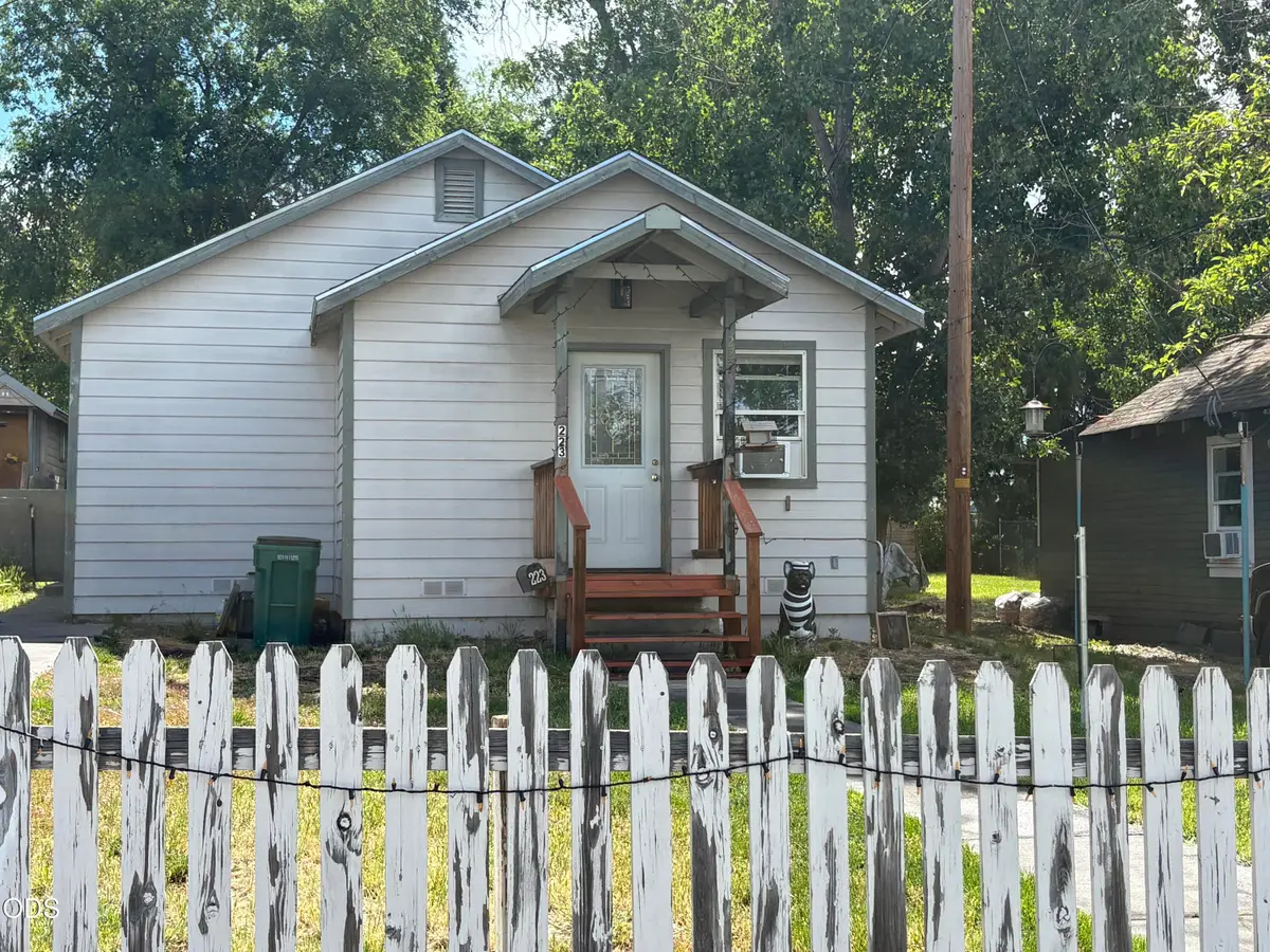 223 Mortimer Street, Klamath Falls, OR 97601 - #1