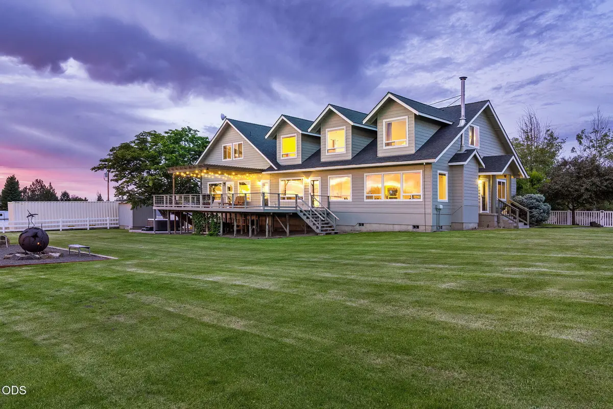 63531 Gentry Loop, Bend, OR 97701 - #1