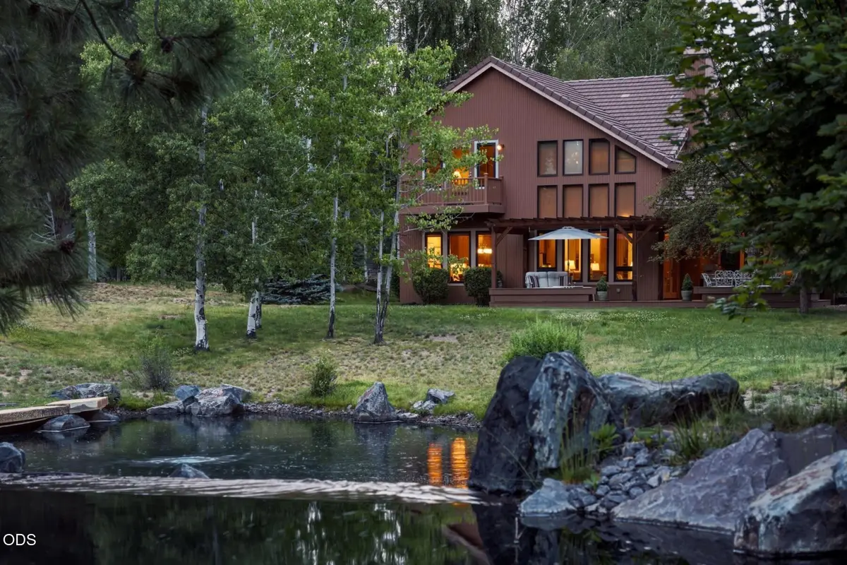 62028 Fall Creek Loop, Bend, OR 97702 - #1