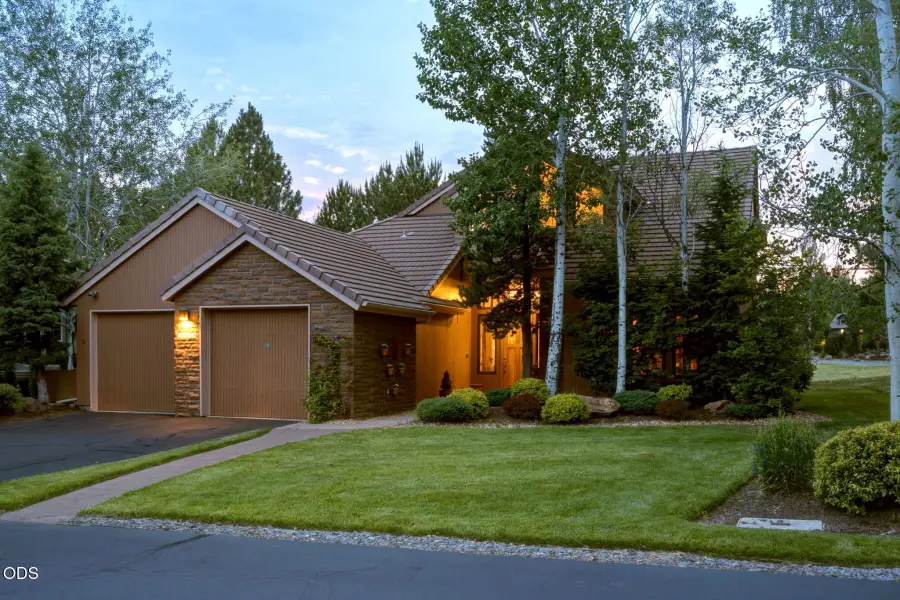 62028 Fall Creek Loop, Bend, OR 97702 - #2