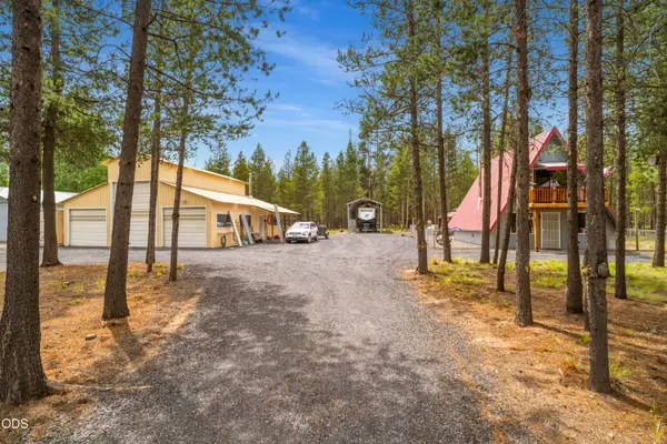 53619 Day Road, La Pine, OR 97739