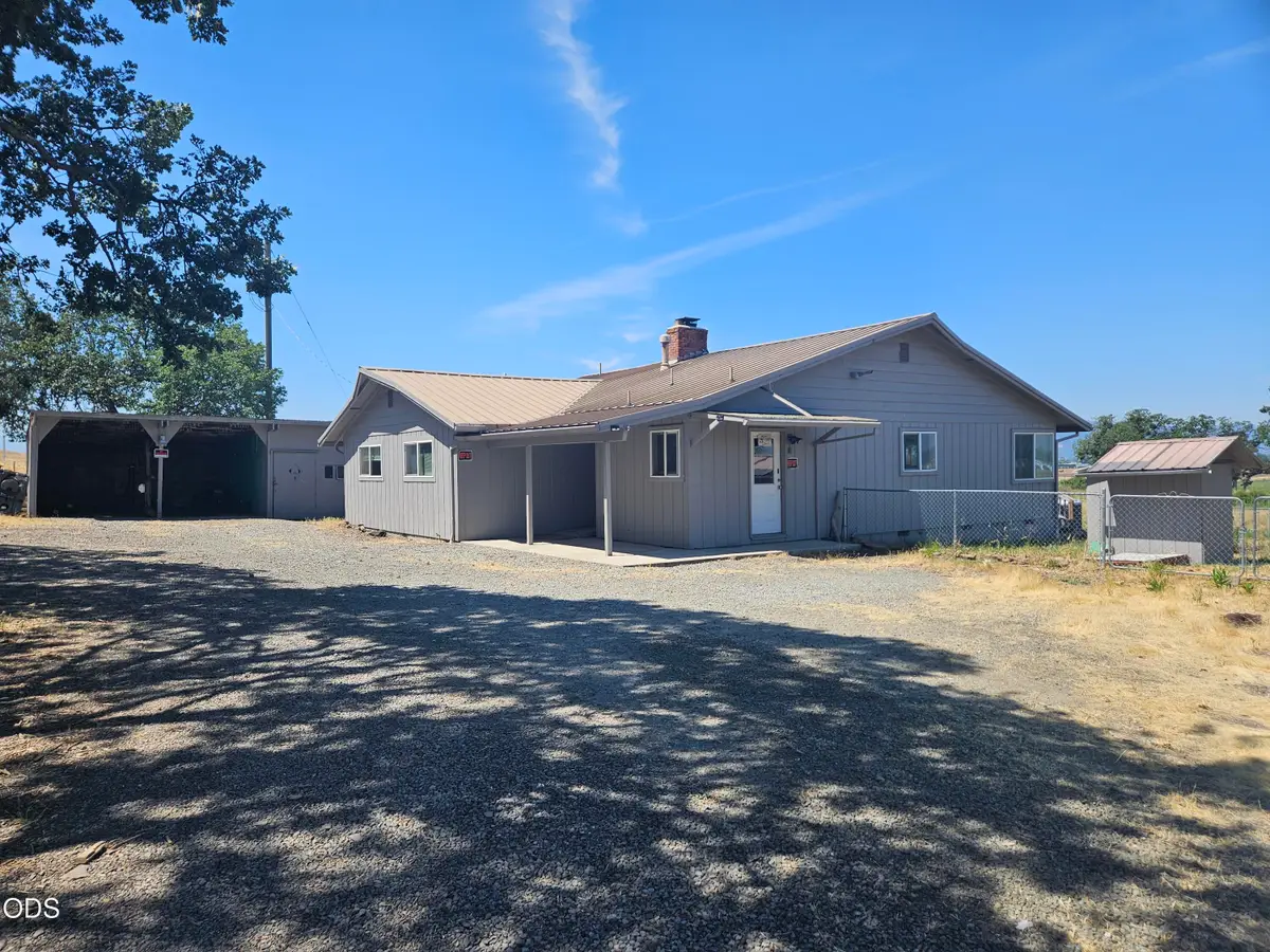 6013 Foothill Road, Central Point, OR 97502 - #1