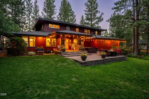 19528 E Campbell Road, Bend, OR 97702
