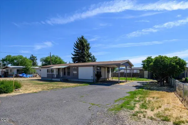 8608 NW 8th Street, Terrebonne, OR 97760