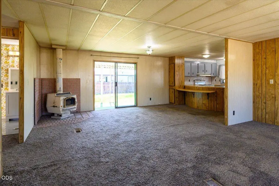 8608 NW 8th Street, Terrebonne, OR 97760 - #2