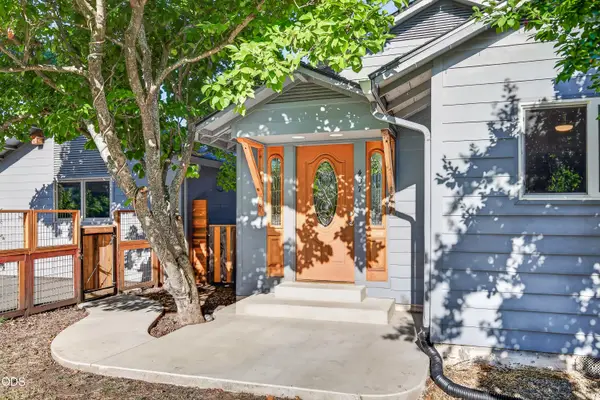 407 Marie Street, Medford, OR 97504