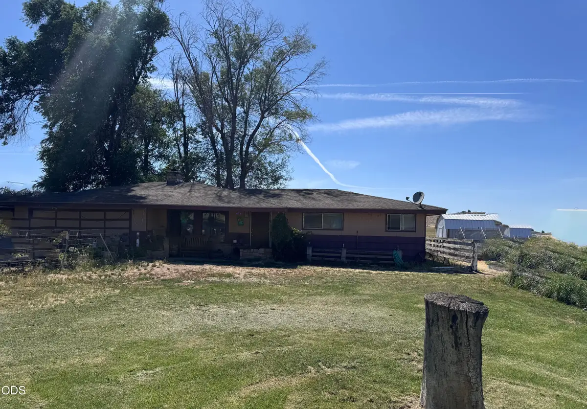 4520 NE Clark Drive, Madras, OR 97741 - #1