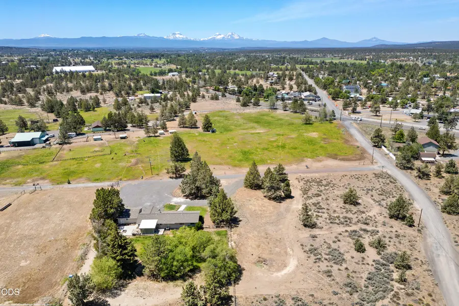 6492 SW 51st, Redmond, OR 97756 - #3