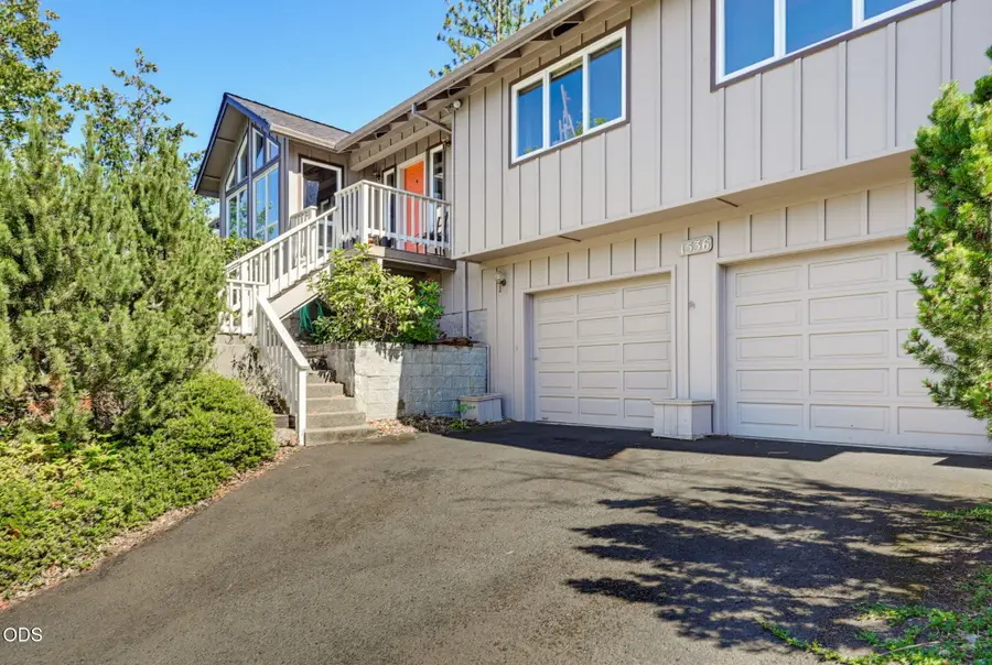1536 Pinecrest Terrace, Ashland, OR 97520 - #3