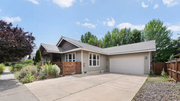 20705 Snow Peaks Drive, Bend, OR 97701