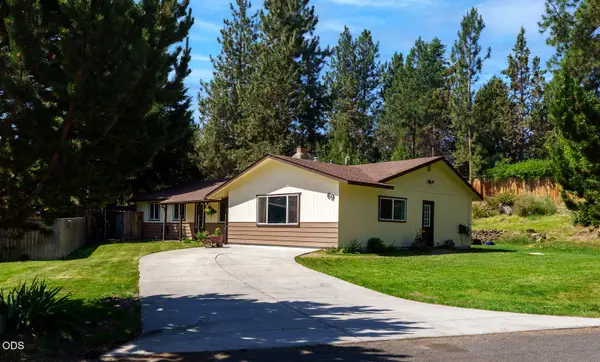 69 SE Piper Drive, Bend, OR 97702