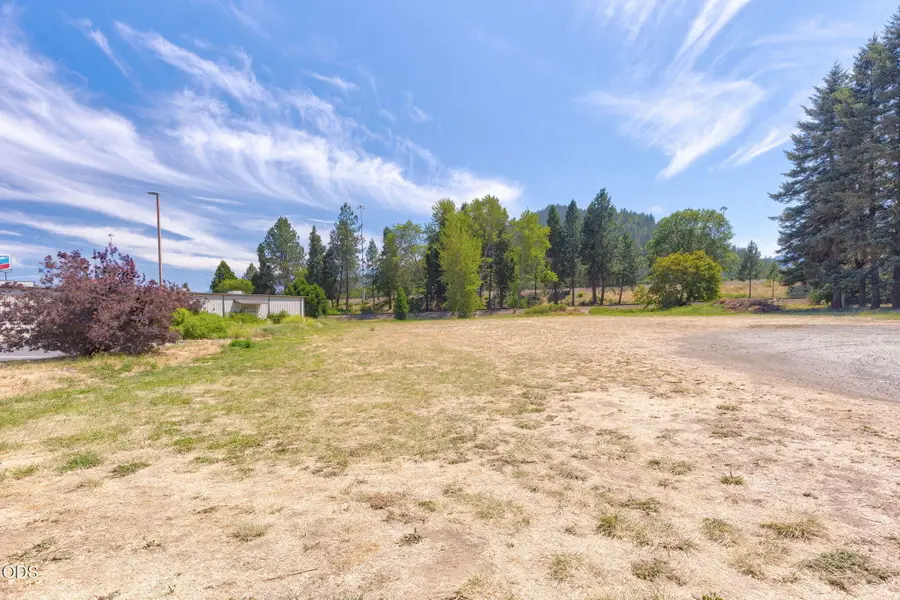 202 W Main Street #TL1303, Rogue River, OR 97537 - #2