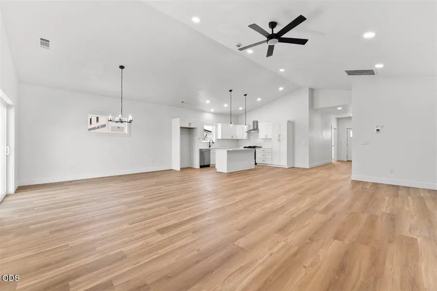 467 Arnos Street, Talent, OR 97540 - #2