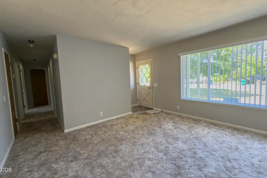 1921 Regina Way, Grants Pass, OR 97527 - #3