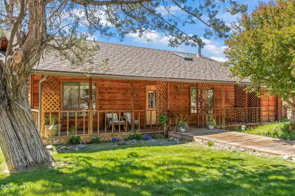 64543 Mcgrath Road, Bend, OR 97701