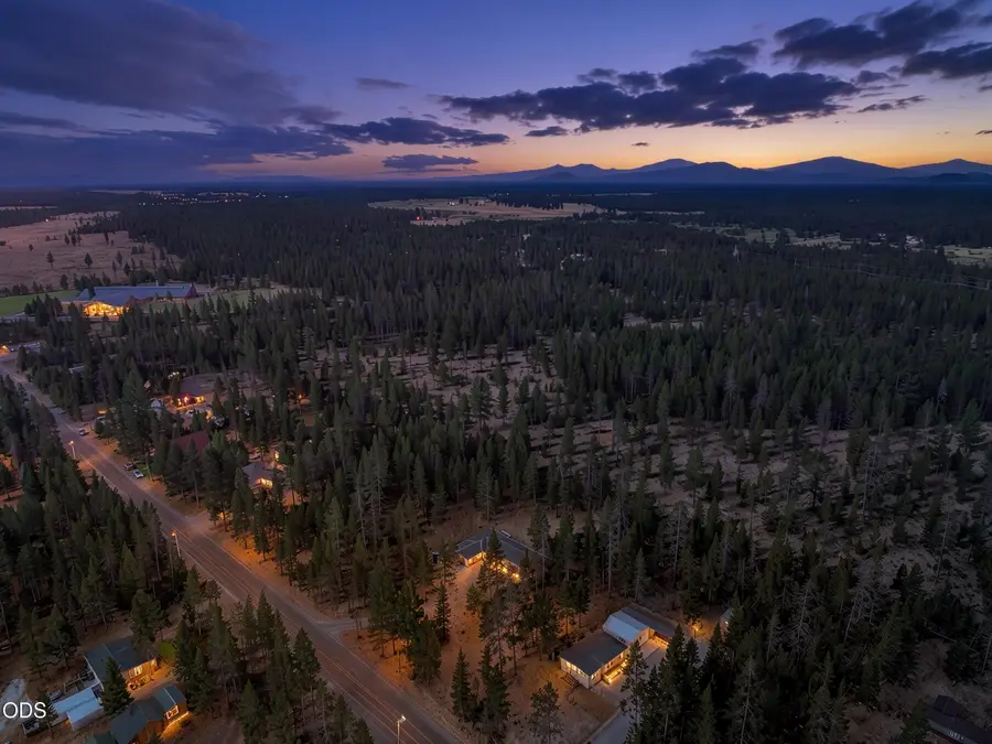 52505 Pine Drive, La Pine, OR 97739 - #2
