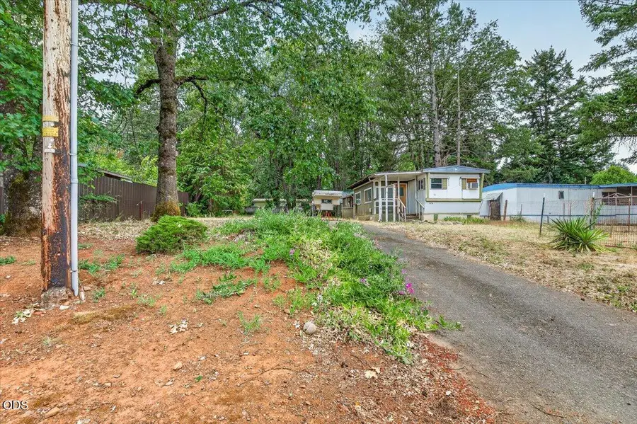 126 S Kerby Avenue, Cave Junction, OR 97523 - #3