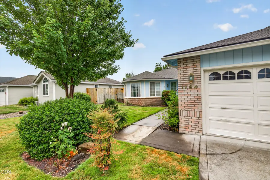 1764 Sandpiper Drive, Medford, OR 97501 - #3