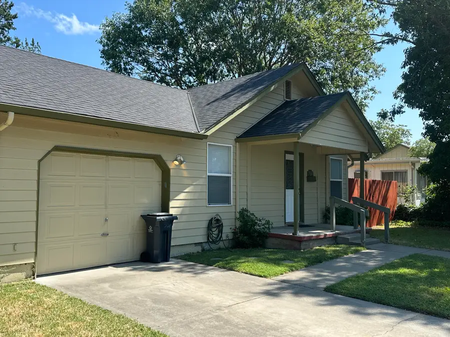 728 SW I Street, Grants Pass, OR 97526 - #2