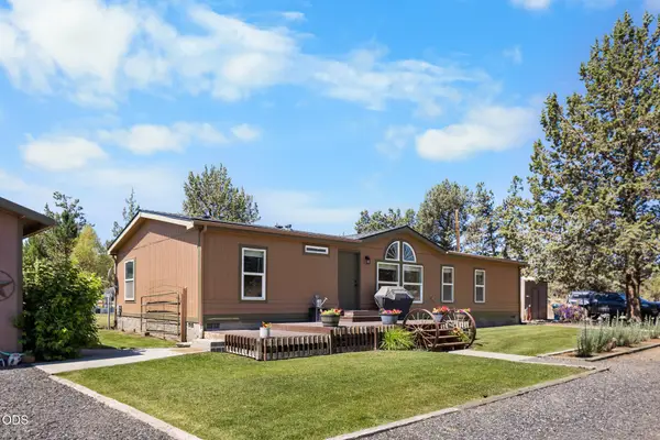 4970 NW 62nd Street, Redmond, OR 97756
