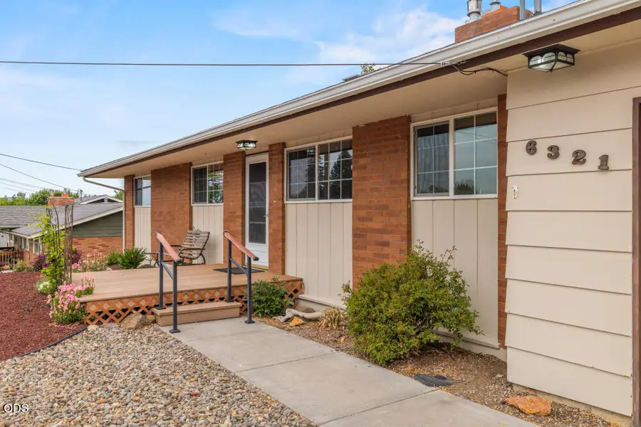 6321 Juniper Way, Klamath Falls, OR 97603 - #2