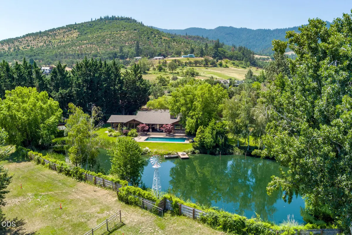 550 Crowson Road, Ashland, OR 97520 - #1