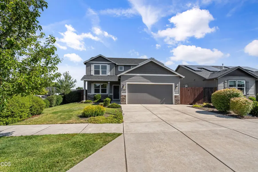 3401 Ford Drive, Medford, OR 97504 - #3