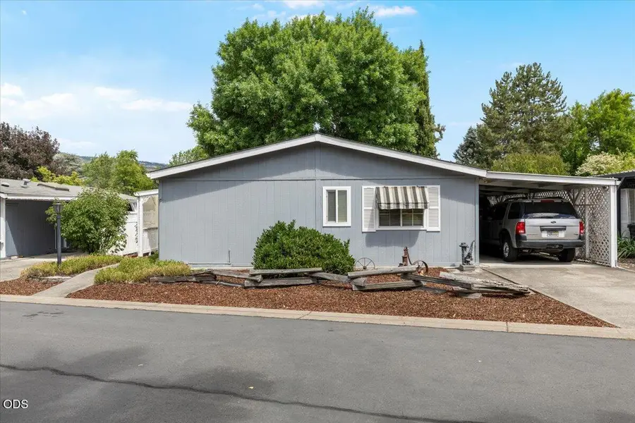 4624 S Pacific Highway #UNIT 61, Phoenix, OR 97535 - #3
