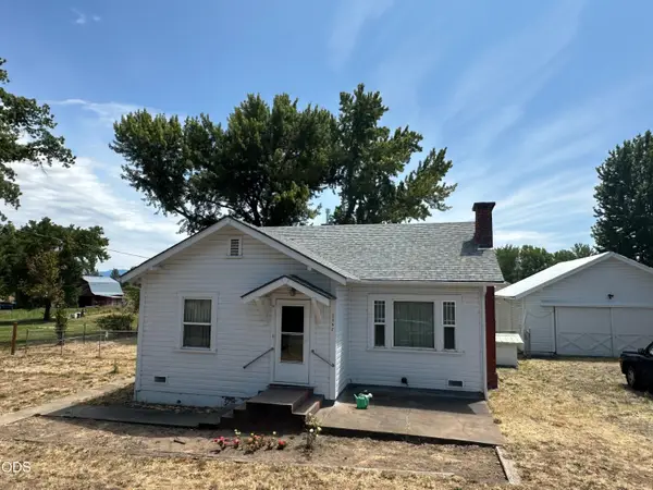 2797 Beall Lane, Central Point, OR 97502