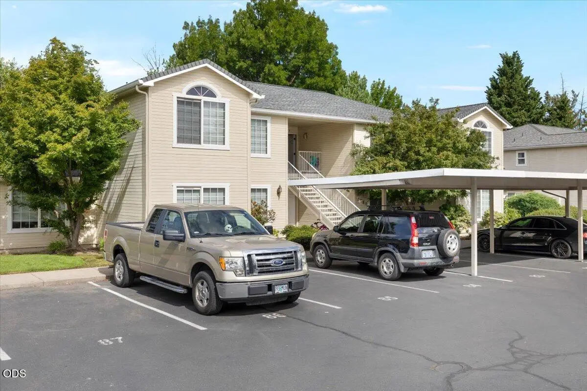 3060 Sheraton Court, Medford, OR 97504 - #1
