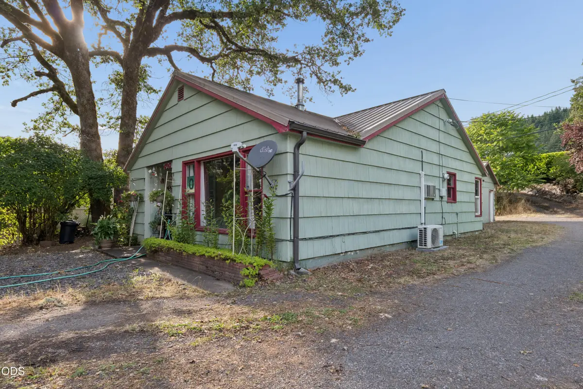47947 W Commercial Street, Oakridge, OR 97463 - #1