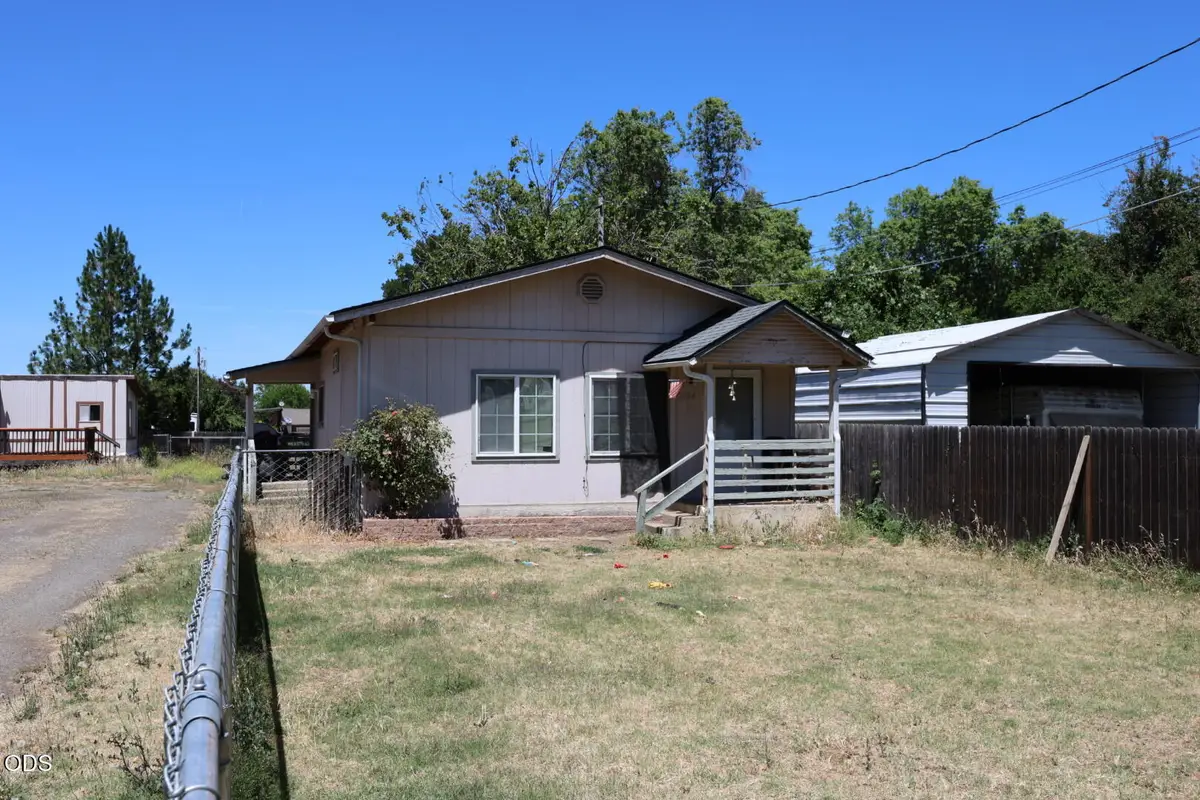 2370 Sunset Court, Medford, OR 97501 - #1