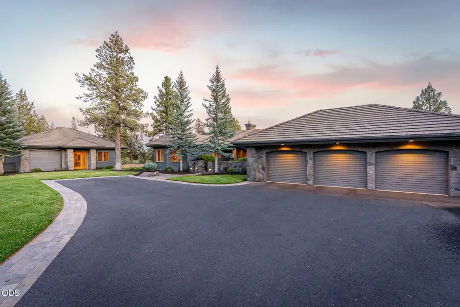 16150 Fox Ridge Circle, Sisters, OR 97759 - #2