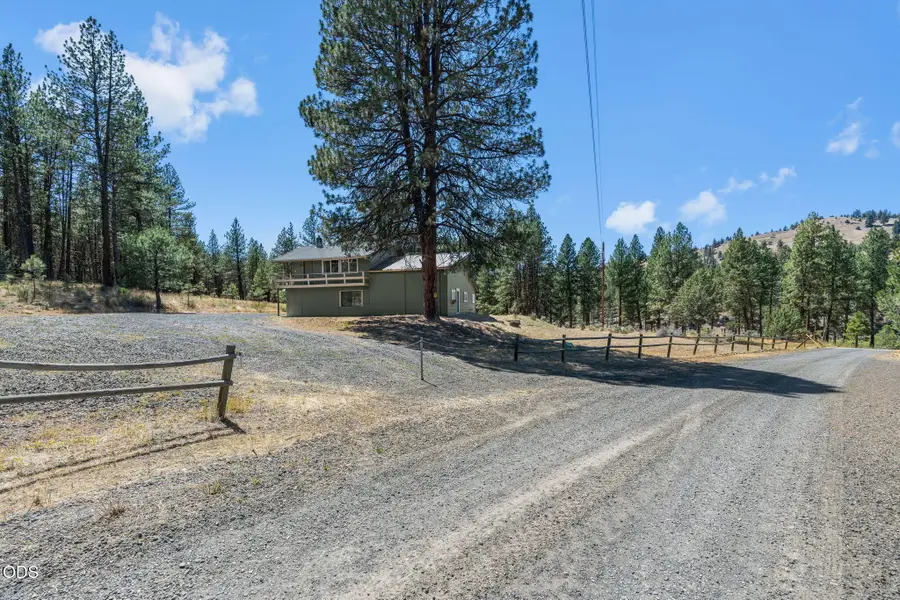 29001 NE Duncan Creek, Prineville, OR 97754 - #2