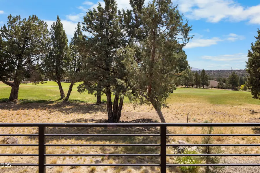 8414 Forest Ridge Loop, Redmond, OR 97756 - #3