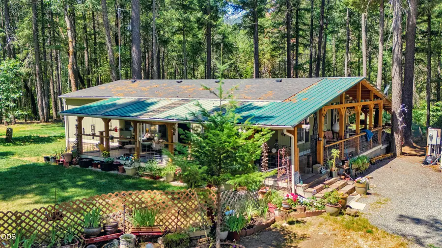 127 Wildpark Lane, Selma, OR 97538 - #2