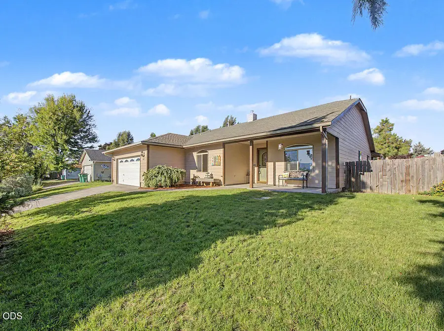 2611 Chantal Avenue, Klamath Falls, OR 97601 - #2