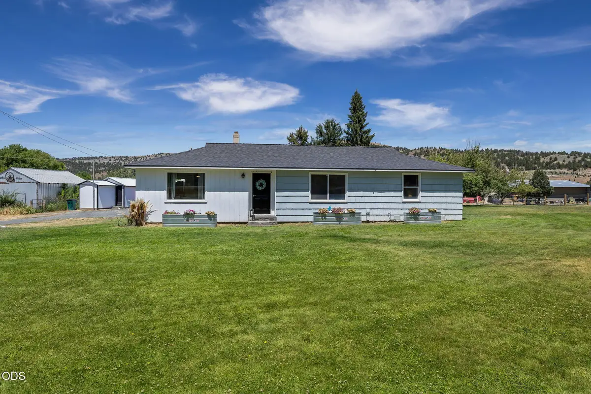 60325 Hwy 26, John Day, OR 97845 - #1