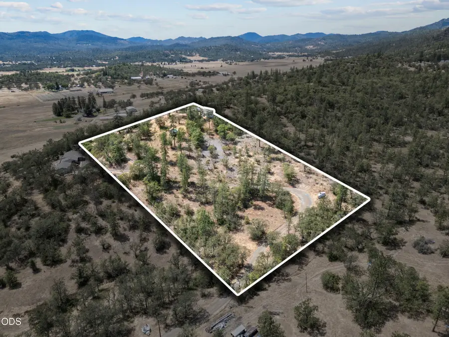 3480 Beagle Road, White City, OR 97503 - #3