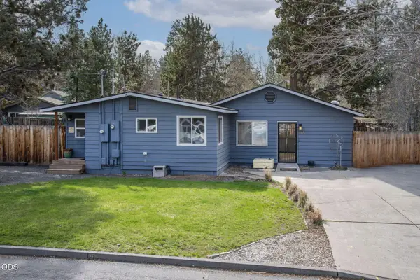 475 SE Douglas Street, Bend, OR 97702