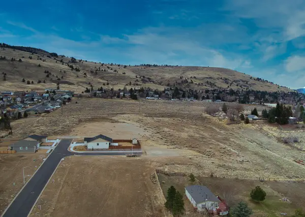 Shalynn Drive #73 and 74, Klamath Falls, OR 97603