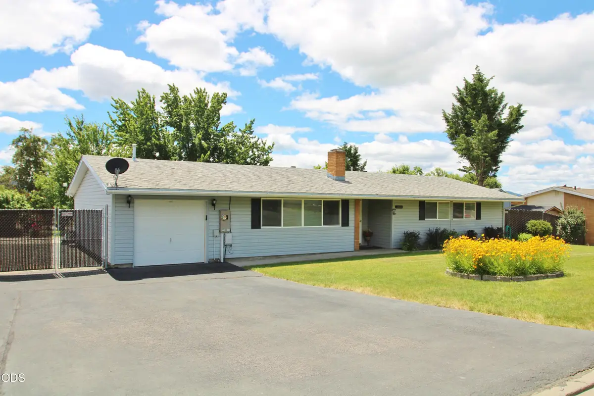10016 Mcguire Avenue, Klamath Falls, OR 97603 - #1