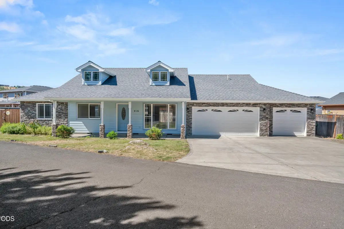 416 Leandra Lane, Eagle Point, OR 97524 - #1