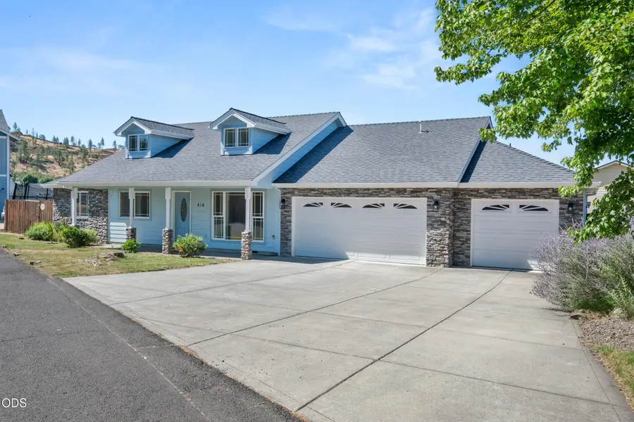 416 Leandra Lane, Eagle Point, OR 97524 - #2