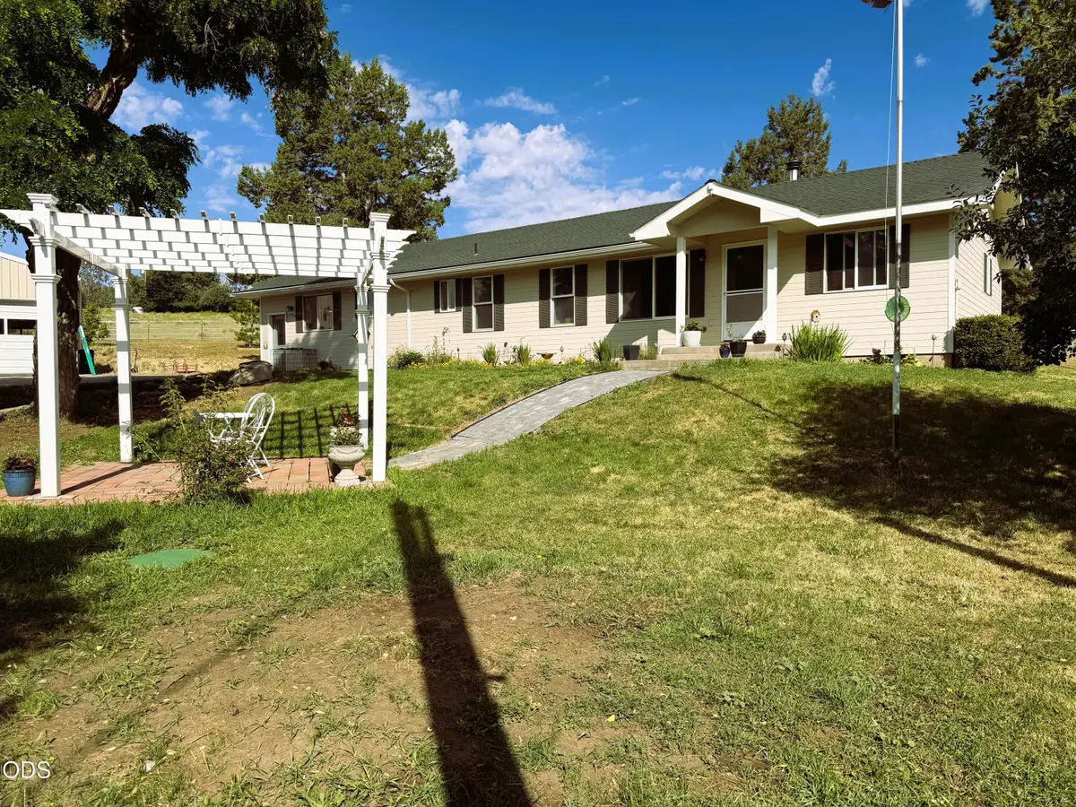 24980 Owens Lane, Klamath Falls, OR 97603 - #1